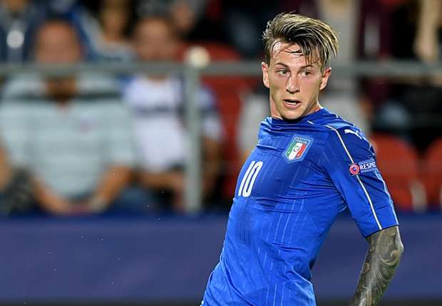 federico-bernardeschi-italy_1cpa1e1if7avh14qji3vtdjz1x.jpg