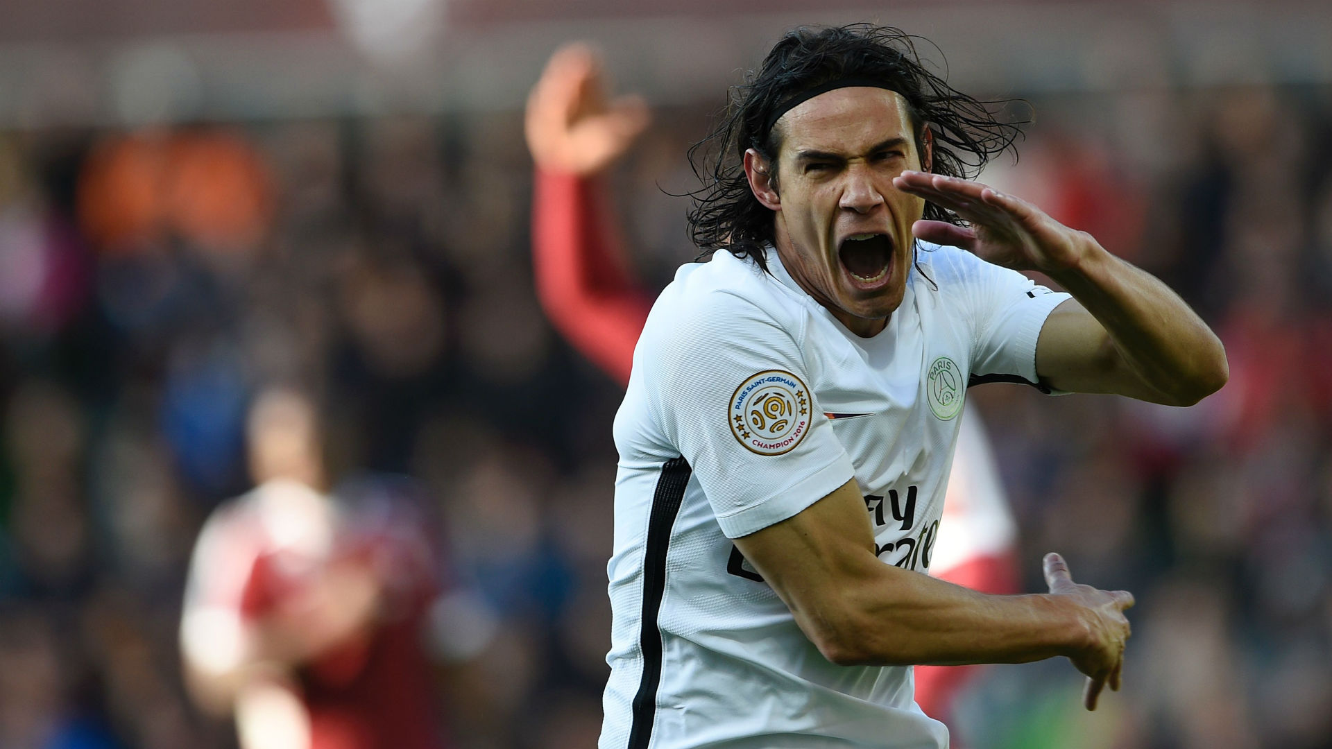 Football. Cavani devrait prolonger avec le PSG, Matuidi en Angleterre ?