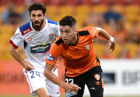 Jets sign Dimi Petratos again