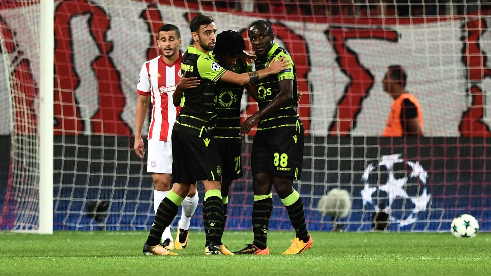 ronaldo 7 juventus olympiakos şiyonlar ligi d grubu barcelona 3 0 juventus olympiakos 2 3 sporting lizbon goal ronaldo 7 juventus olympiakos şiyonlar ligi d grubu barcelona 3 0 juventus olympiakos 2 3 sporting lizbon goal