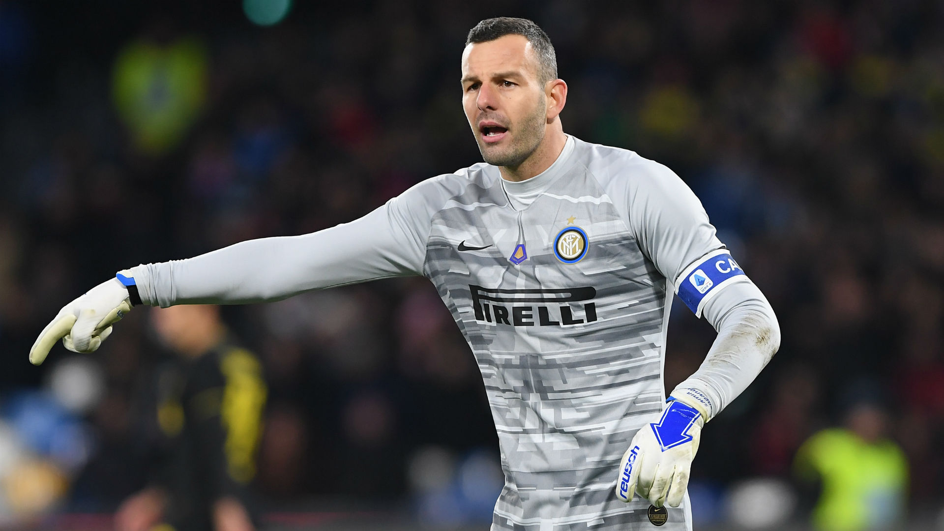 Maglia sale di handanovic