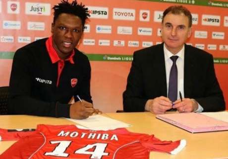 Valenciennes extend Mothiba's stay