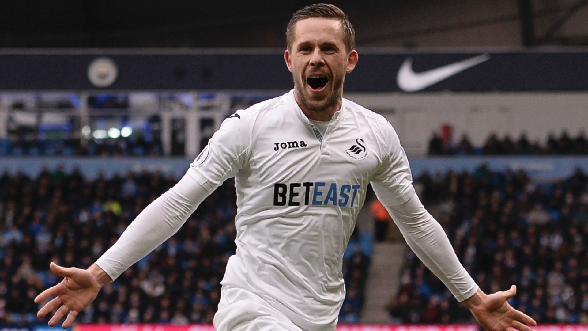 LEICESTER WANT SIGURDSSON Gylfi-sigurdsson-swansea-city-premier-league_1f116s8akm6v815t7xanlsaccm