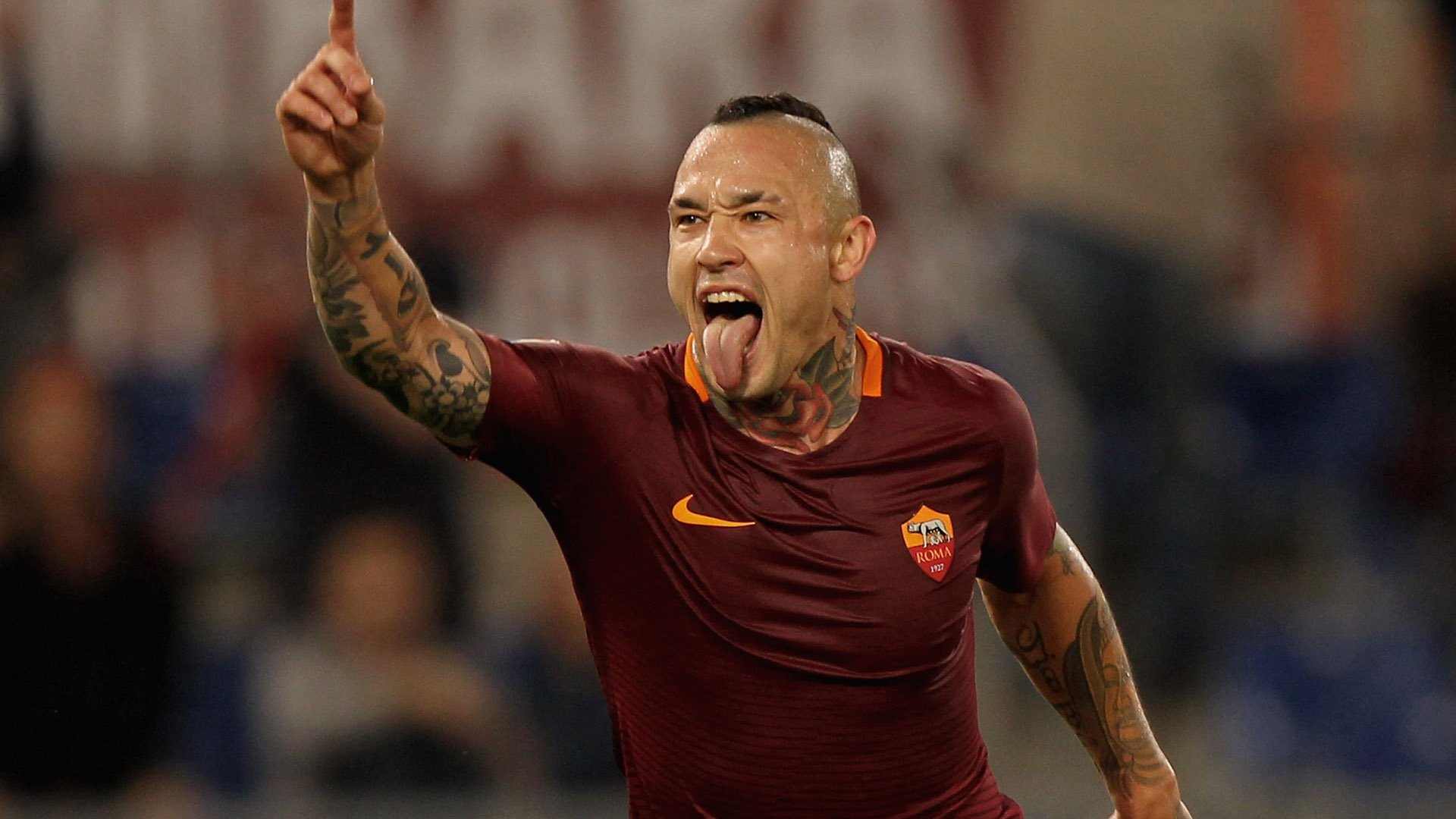 MAN UTD MAKE NAINGGOLAN OFFER Radja-nainggolan-roma-juventus-serie-a_ov0sb9n4v2zv19qf3qiskf264