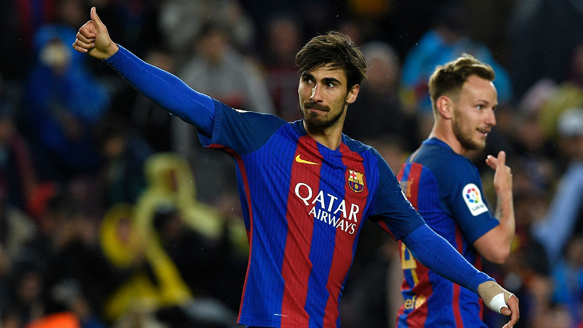 MAN UTD BID FOR GOMES REJECTED Andre-gomes-barcelona-osasuna-laliga-26042017_1ehlhuet7nr1z182odbzttmqz6