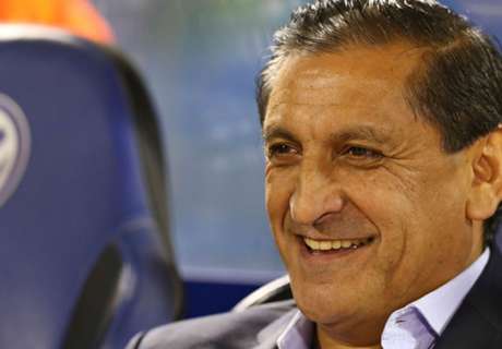الهلال السعودي يجدد عقد رامون دياز