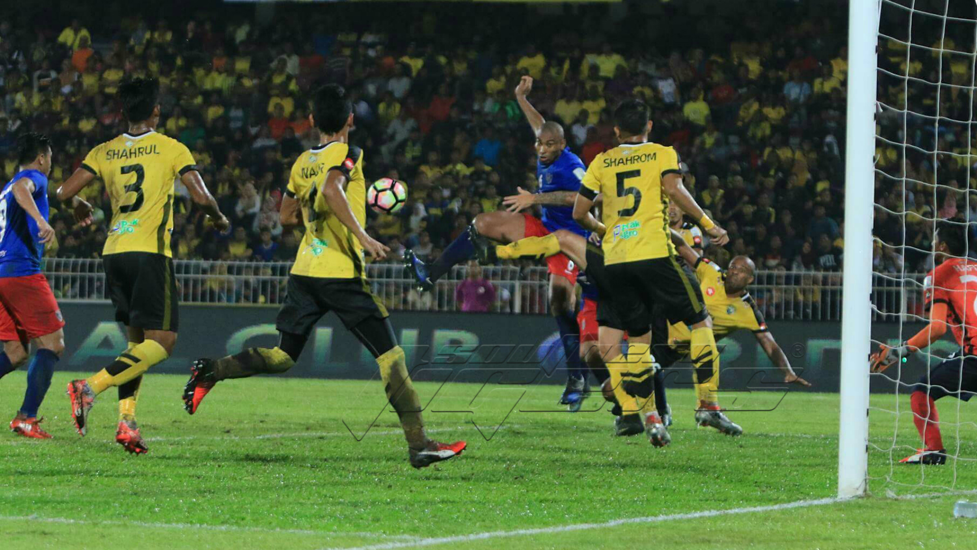 Hefty fine and stadium ban for Perak