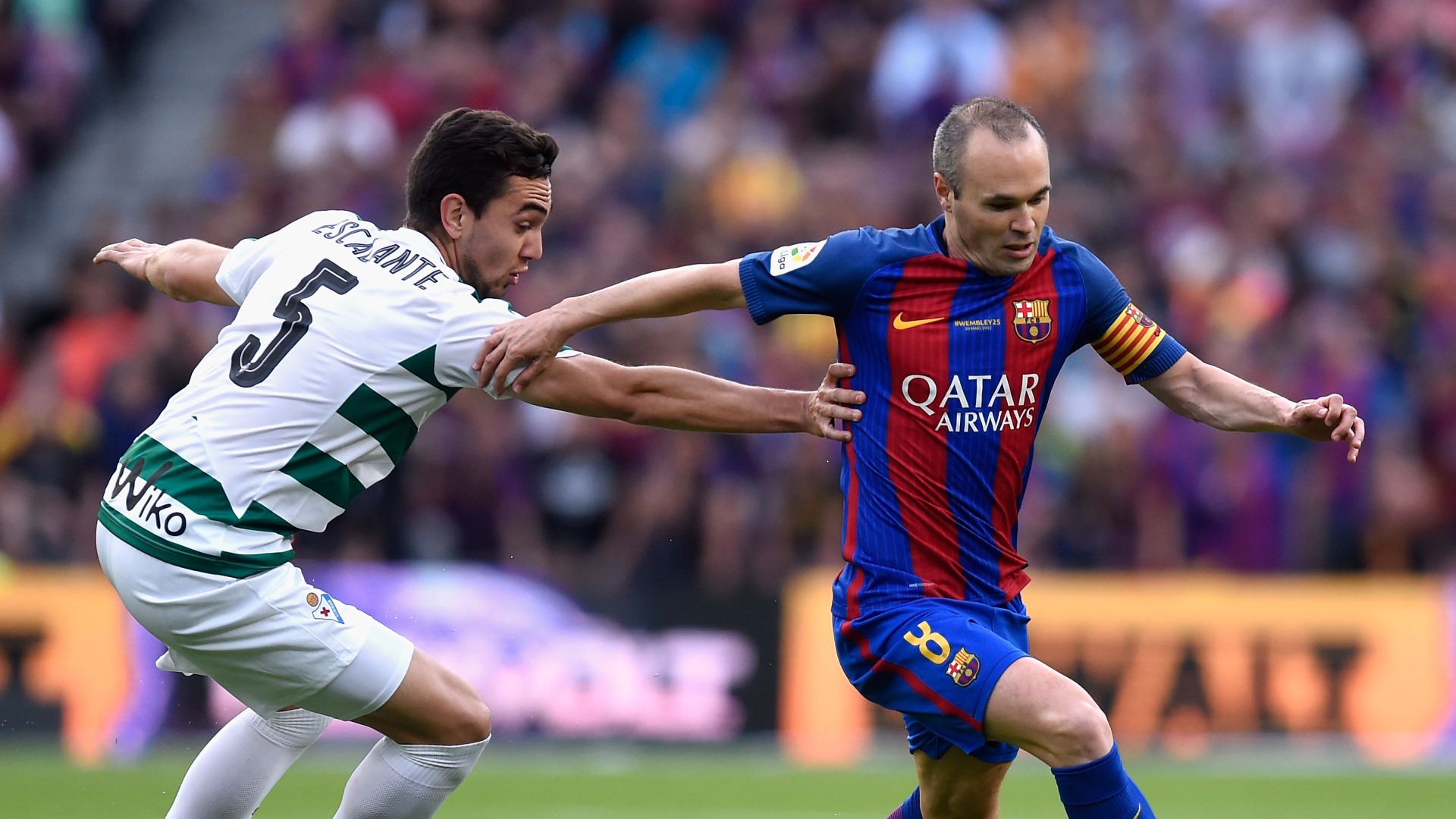 Andres Iniesta Gonzalo Escalante Barcelona Eibar LaLiga 21052017