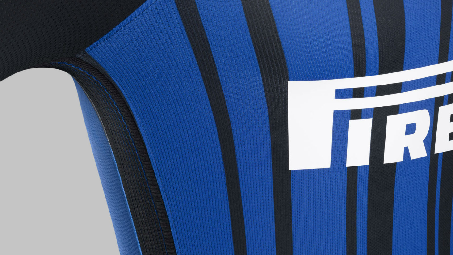 Inter home kit 1718