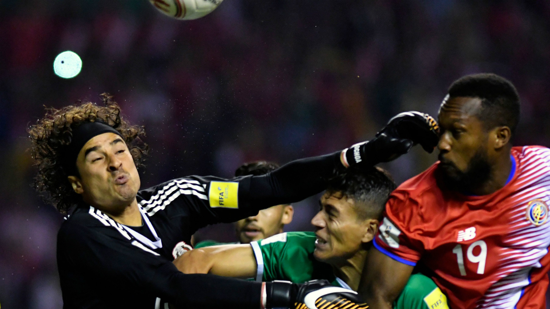 Navas, Ochoa steal show as Costa Rica and Mexico draw