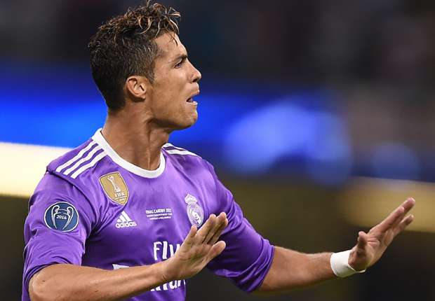 ‘I won’t break my silence’ - Cristiano Ronaldo defiant amid transfer talk [골닷컴] 이적에 대한 호날두의 대답 - 침묵을 깨지 않겠다