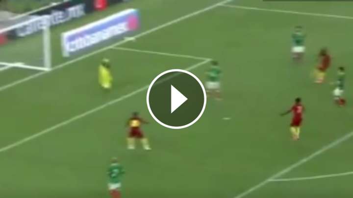 VIDEO: Ghana estrella un disparo en el travesaño
