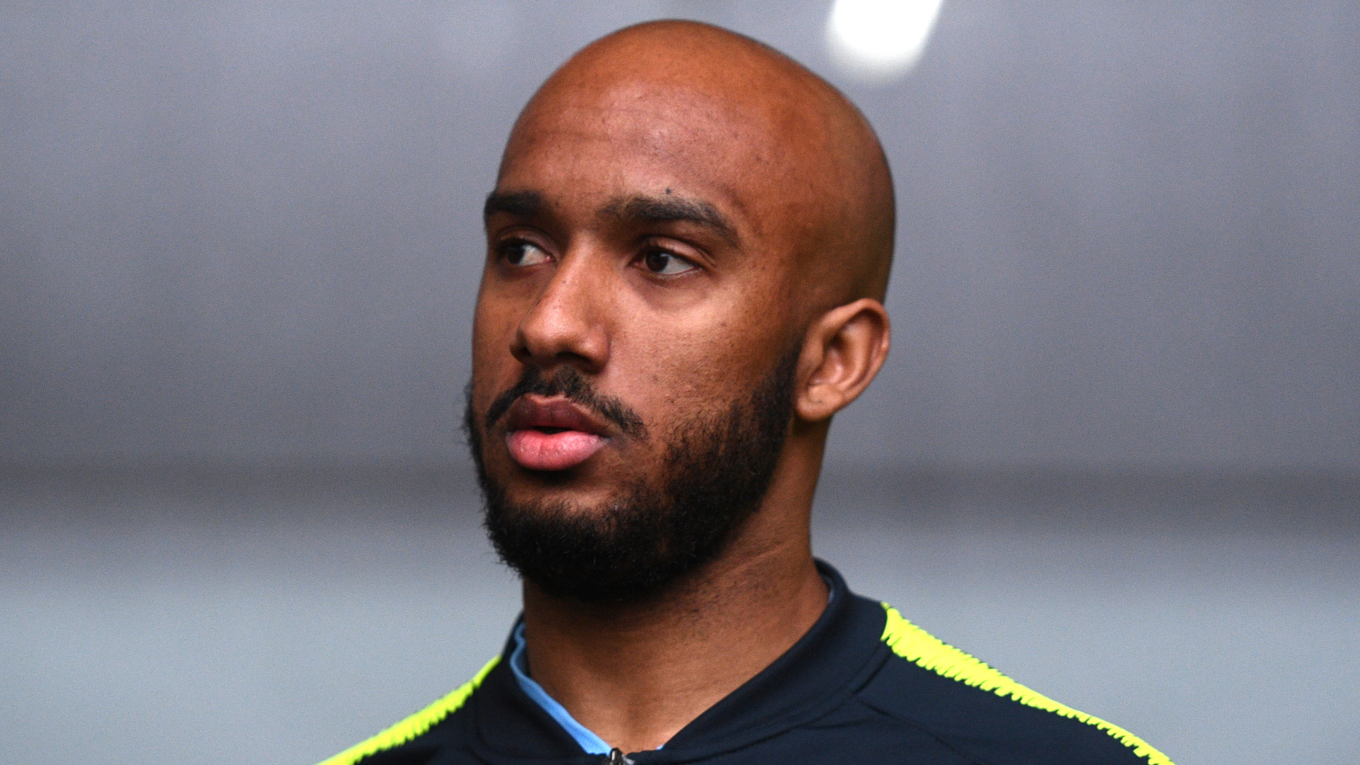 Everton announce signing of £10m Delph from Man City