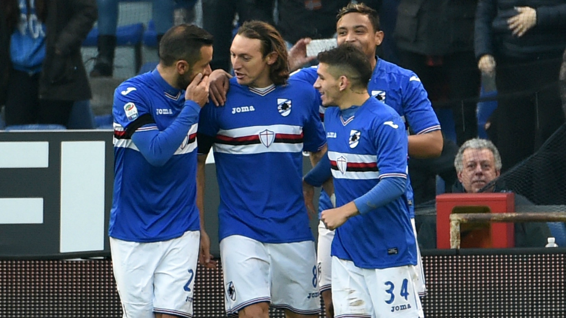 sampdoria-players-celebrating-against-torino-serie-a-04122016_1xqs5u2xgkwoy19c3b867guhdl