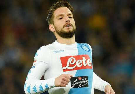 Napoli denkt aan vertrek Mertens