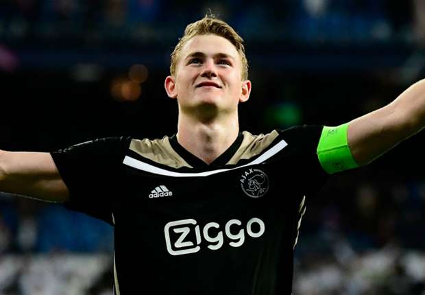 matthijs-de-ligt-ajax-2018-19_gvpfrx8ju1fr1i2gbsnn0e1sv.jpg