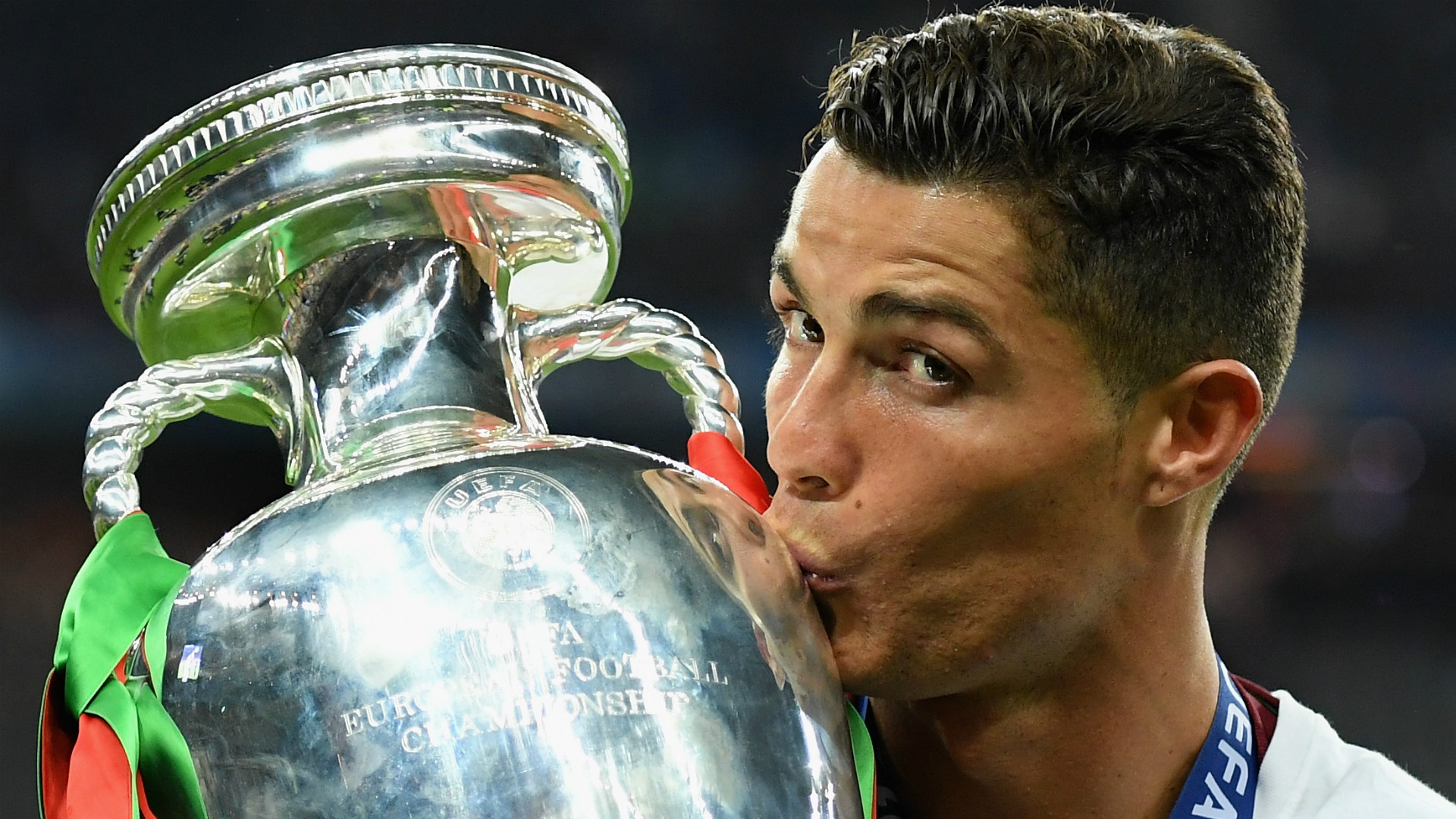 Berapa Kekayaan Bersih Cristiano Ronaldo Berapa Gaji Bintang