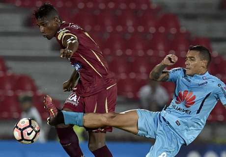 VIDEO: Mosquera nets hilarious OG