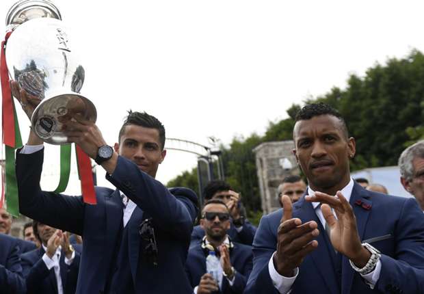 ناني: رونالدو يستحق الكرة الذهبية!