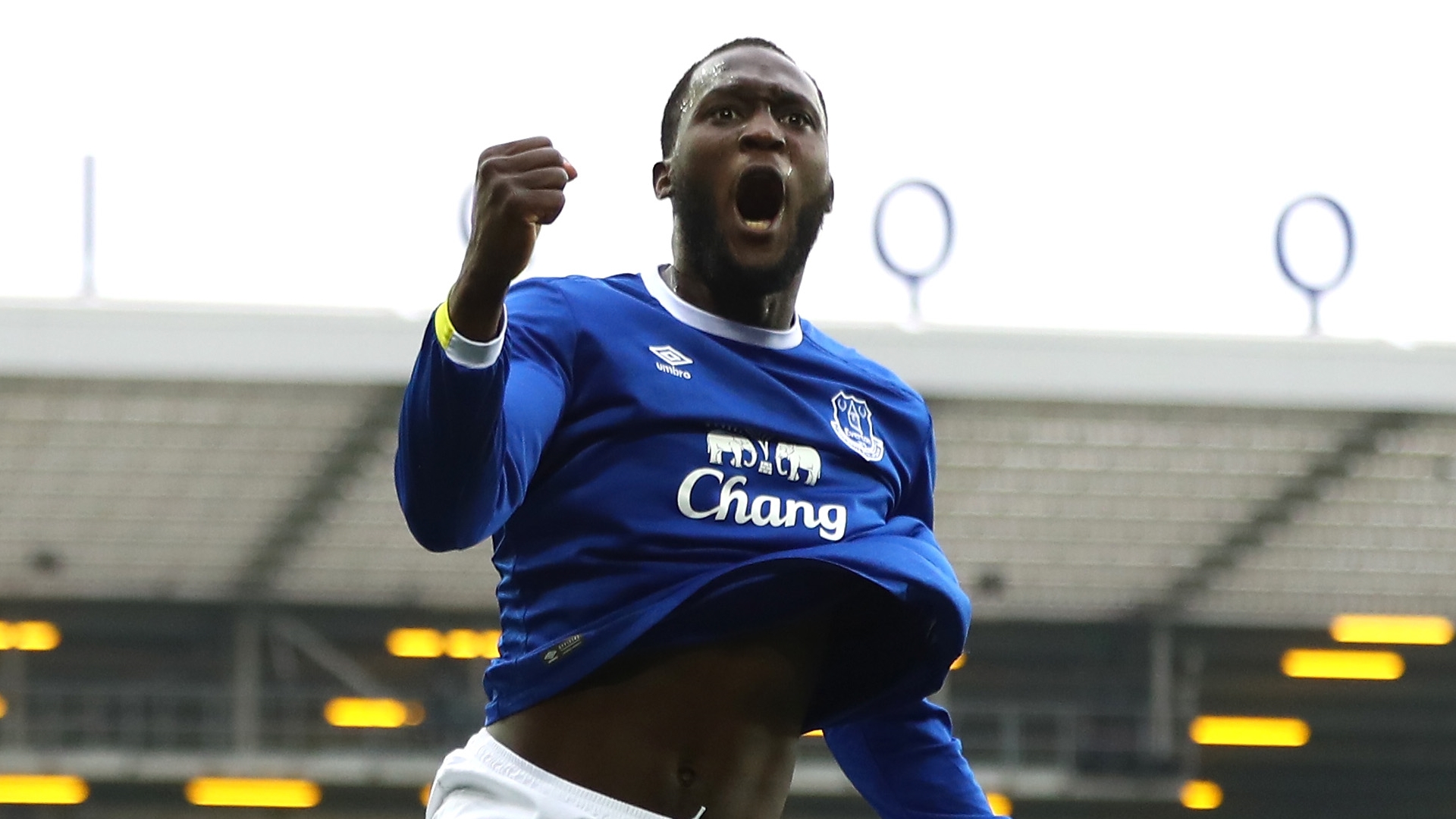  MILAN WANT LUKAKU Romelu-lukaku-everton_8mb2tryxwmvm18ng99ug8twgi