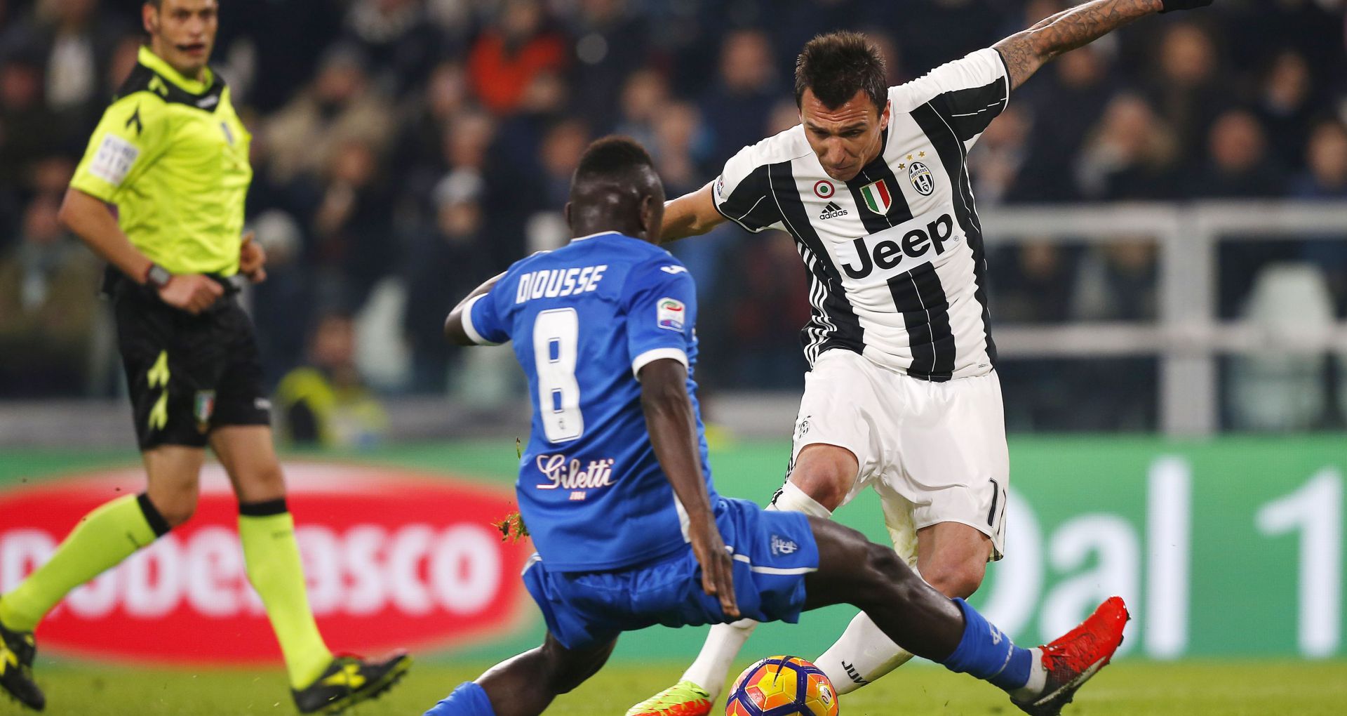 images.performgroup.com/di/library/GOAL/fb/ed/mario-mandzukic-juventus-empoli-serie-a_16fb70exnnkor19w74r2ek4wk6