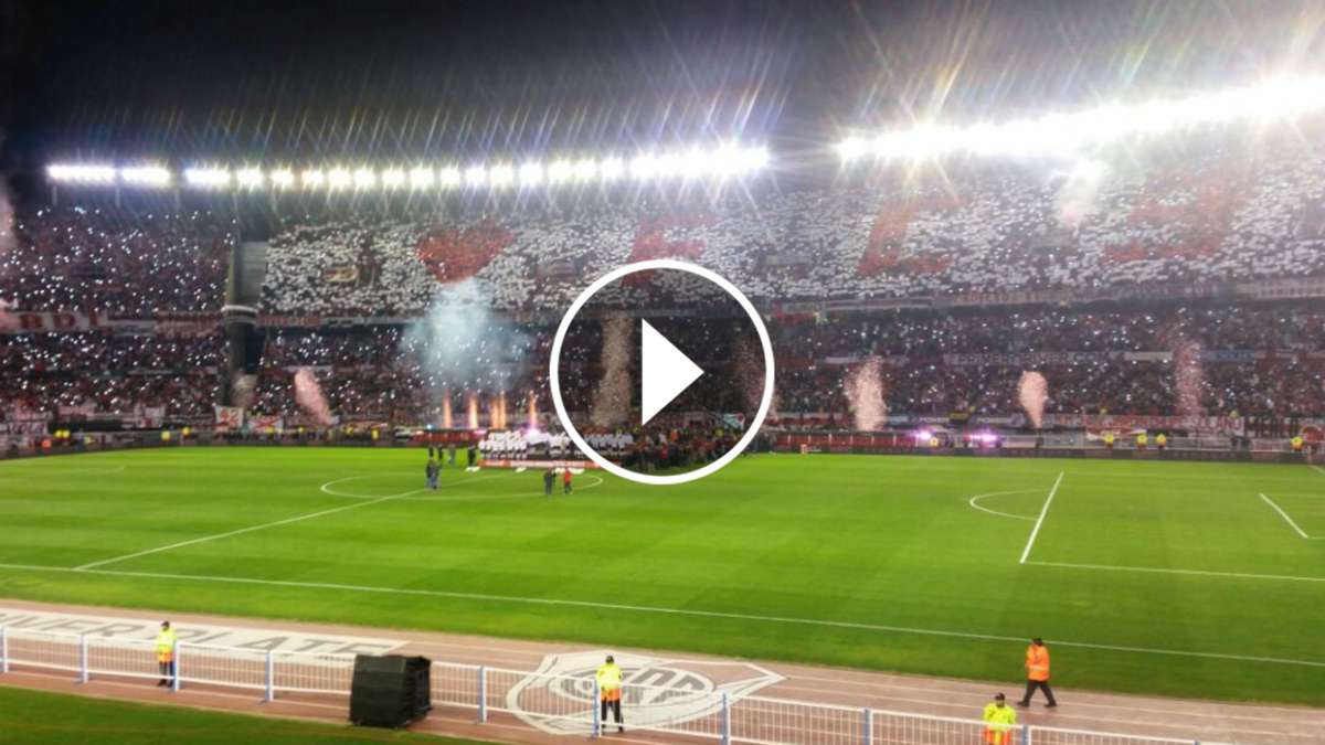VIDEO: ¡Explotó el Monumental! Impresionante recibimiento a Cavenaghi