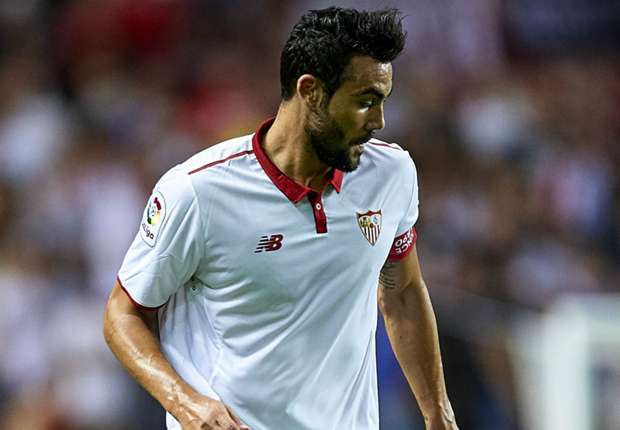 Sunderland make offer for Sevilla captain Iborra