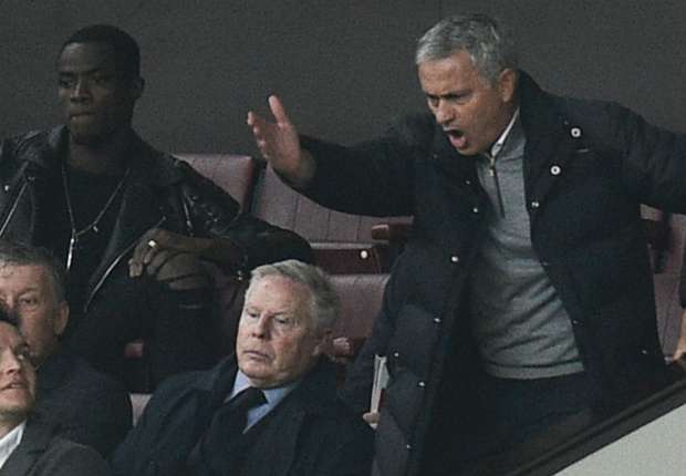 Manchester United, Mourinho ànouveau suspendu ?