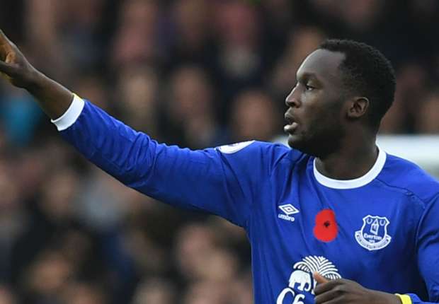Everton 2-0 West Ham: Lukaku and Barkley see off Hammers