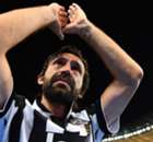 andrea-pirlo-juventus-barcelona-champions-league_18t14188es6t01m7cw9g5nemxt.jpg