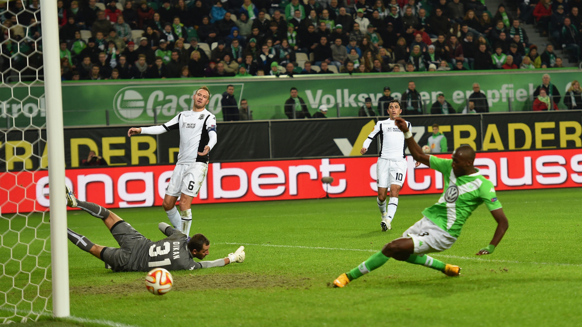 http://images.performgroup.com/di/library/GOAL_INTERNATIONAL/81/2b/wolfsburg-krasnodar-europa-league_6jh70ufj5exi1jijivukrnmlx.jpg?t=-2031627479&amp;amp;