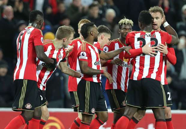 Sunderland alami krisis di dalam dan luar lapangan