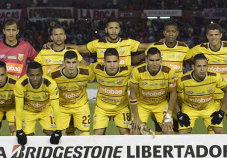 Venezuelan side held up at gunpoint