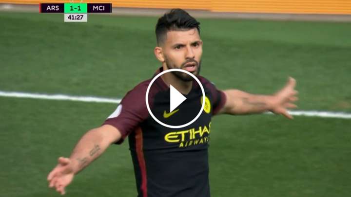¡Qué definición! Así fue el gol del Kun Agüero ante Arsenal