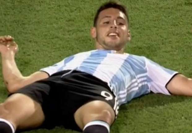 jonathan-calleri-argentina_1tig2jme569u119orjpc1uotyq.jpg?t=524134438&w=620&h=430