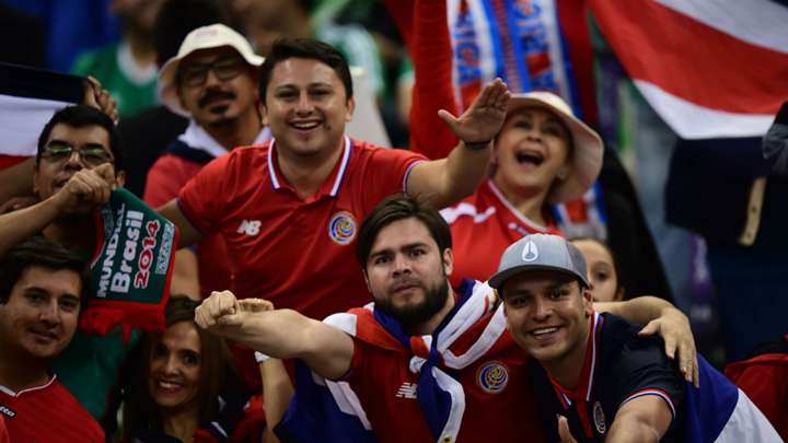 Los ticos cumplieron e invadieron el Estadio Azteca