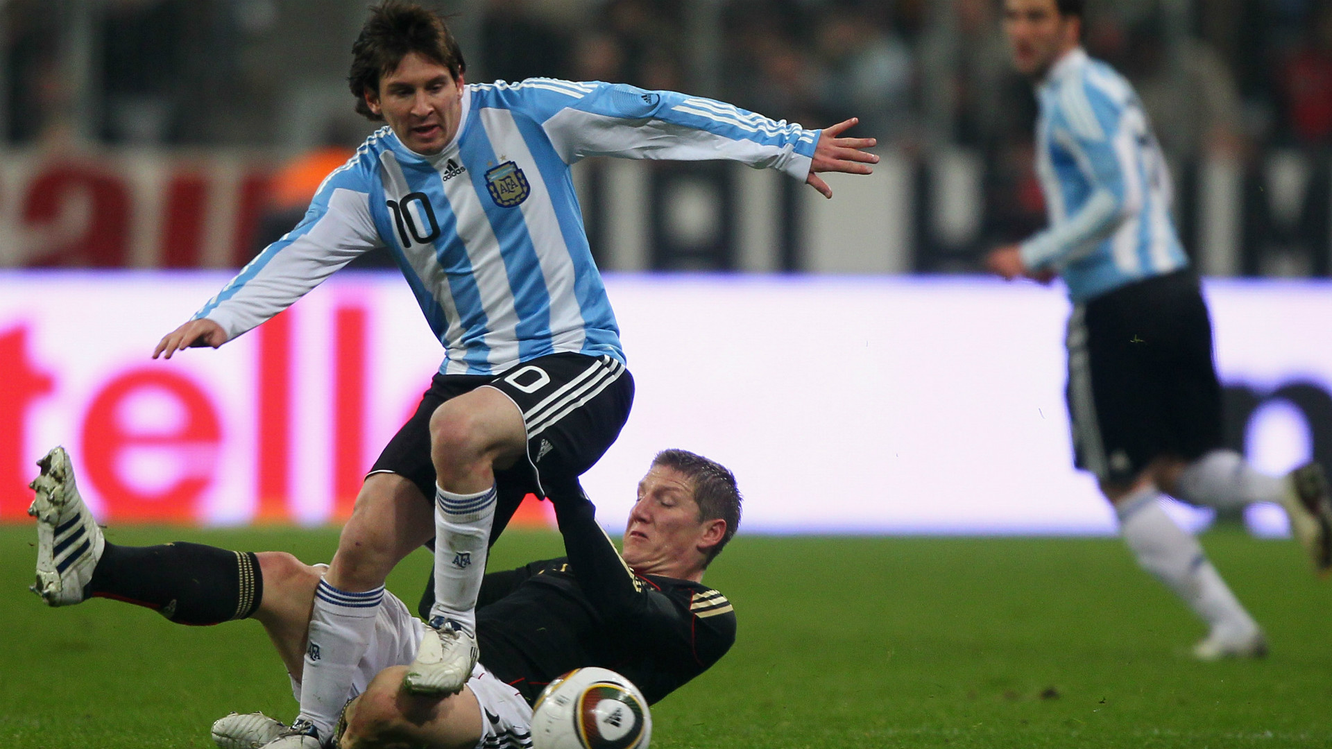 Лионель месси гей Ваша фраза lionel-messi-gey