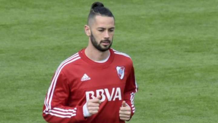 Larrondo y Rojas, entre los convocados de River
