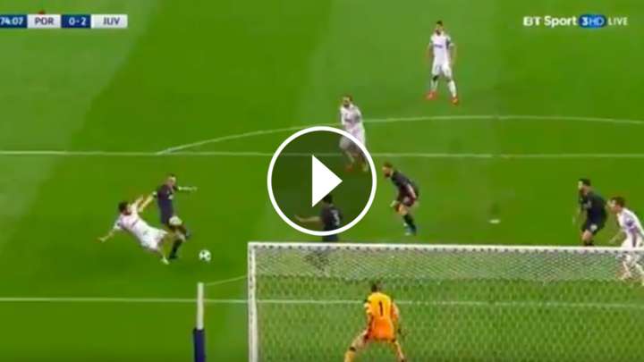 ¡Definió como un delantero! Dani Alves marca el segundo de la Juventus ►