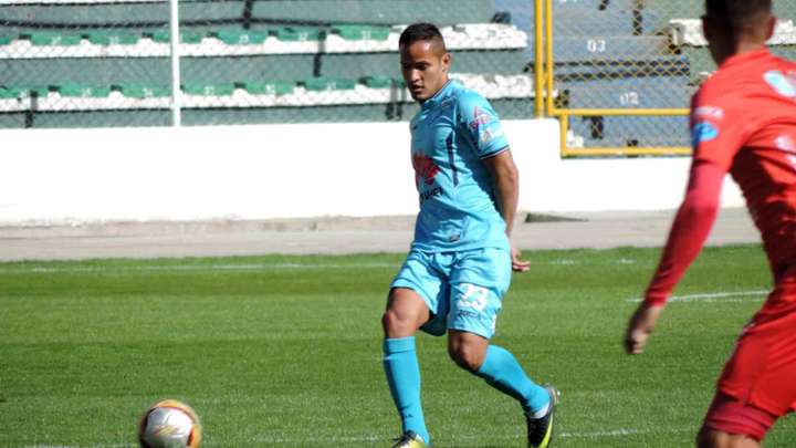 Bolívar alista a Justiniano desde el inicio