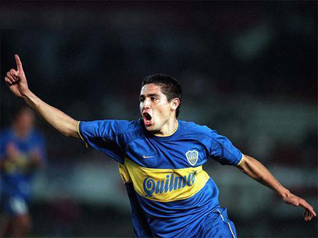 Juan-roman-riquelme-boca-juniors-river-plate-copa-libertadores-2000 ...