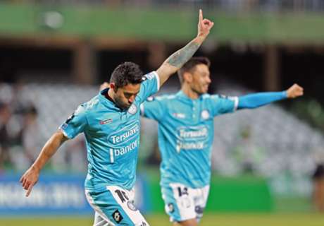WATCH: Bieler's fantastic overhead kick