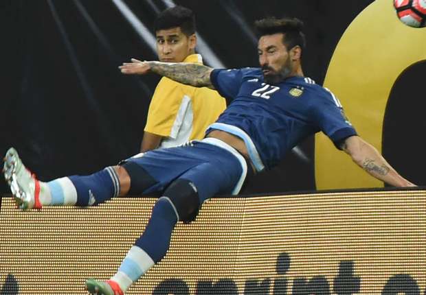Lavezzi tiene una fractura en el codo y se pierde la final - Goal.com