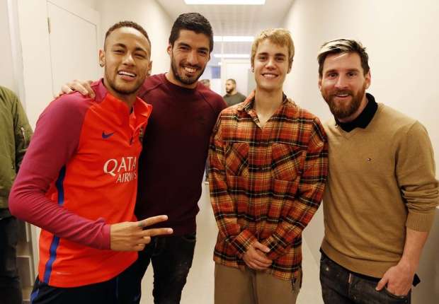 Neymar Luis Suarez Justin Bieber Lionel Messi Barcelona training session 21112016