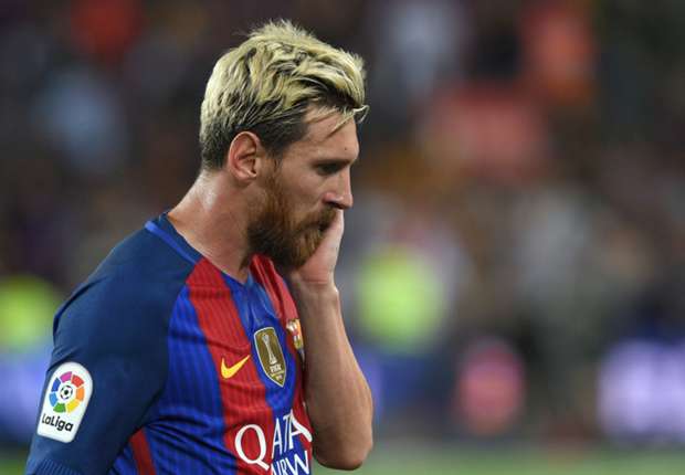 Leo Messi jugó media