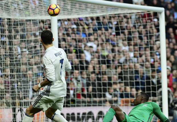 Pura impotencia - La reacción de Cristiano Ronaldo después de fallar por enésima vez - Goal.com 
