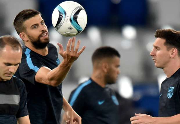 Augsburg 'announce' signing of Gerard Pique