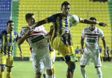 Tres al hilo para la Academia