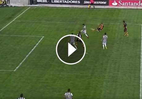► Golazo de tijera de Chumacero