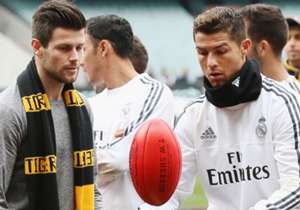 Cristiano Ronaldo and his Real Madrid teammates took part in a special training session in Melbourne, Australia which combined the usual preseason training with a taste of local sporting favorite Aussies Rules. Here are the best images from Friday's op...